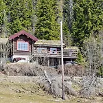 6 Person In Hurdal-by Traum *